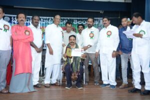 మణుగూరు కోటేశ్వరరావు  సార్ కి తెలంగాణ ఆణిముత్యాలు అవార్డు